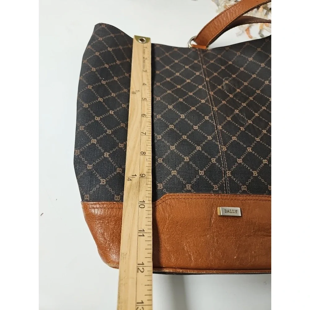 VINTAGE Bally‎ Monogrammed Two Tone Bucket Purse Adjustable Strap One Shoulder